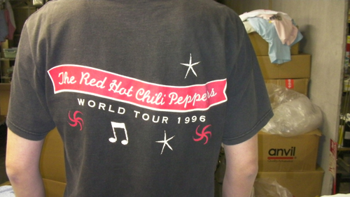 AZOTHBLOG RED HOT CHILI PEPPERSツアーTシャツ