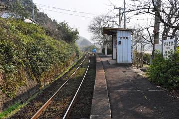 金武駅・昼(6)