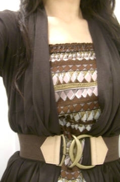 LOUNIE 2009 夏物：月のバックルのゴムベルト×エスニック柄スタッズ付きスカート