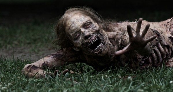 girl-zombie-The-Walking-Dead-AMC-tv-show-image-600x322[1]